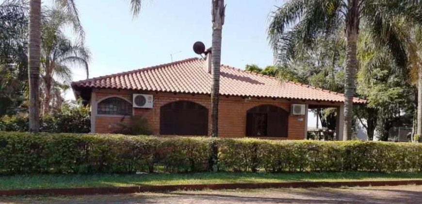 Casa espaçosa em alvenaria no Bairro São José