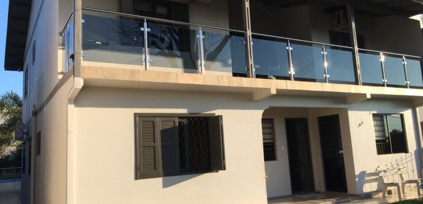 Linda casa na Morada do Sol