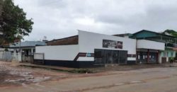 Prédio Comercial no Bairro Burtet
