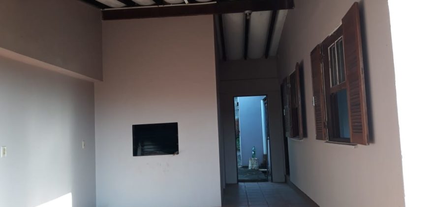 Casa de alvenaria no Bairro Modelo
