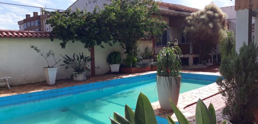 Casa LINDÍSSIMA no CENTRO