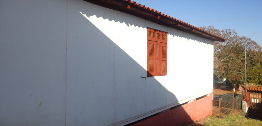 Casa de alvenaria no Bairro Tiarajú