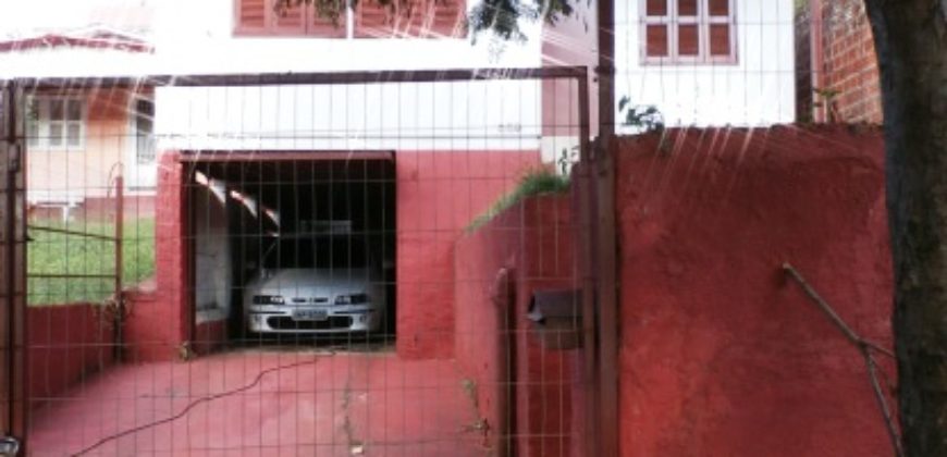 Casa de alvenaria no Bairro Tiarajú