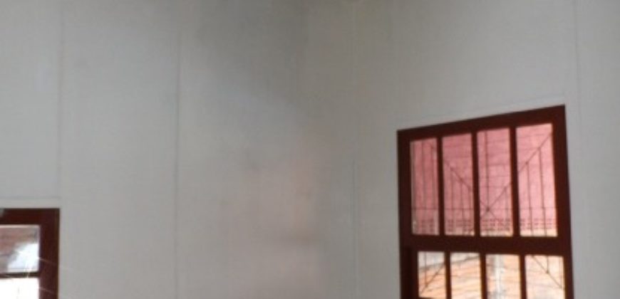 Casa de alvenaria no Bairro Tiarajú