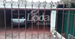 RESIDENCIA MADEIRA NO BAIRRO PENHA