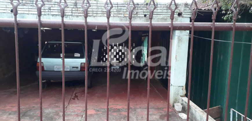 RESIDENCIA MADEIRA NO BAIRRO PENHA