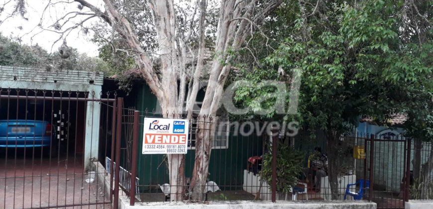 RESIDENCIA MADEIRA NO BAIRRO PENHA