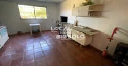 Casa residencial com Ponto Comercial no bairro Osvaldo Aranha