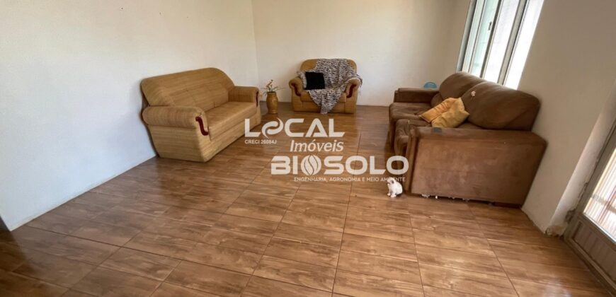 Casa residencial com Ponto Comercial no bairro Osvaldo Aranha
