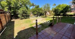 Casa residencial com Ponto Comercial no bairro Osvaldo Aranha