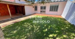 Casa residencial com Ponto Comercial no bairro Osvaldo Aranha