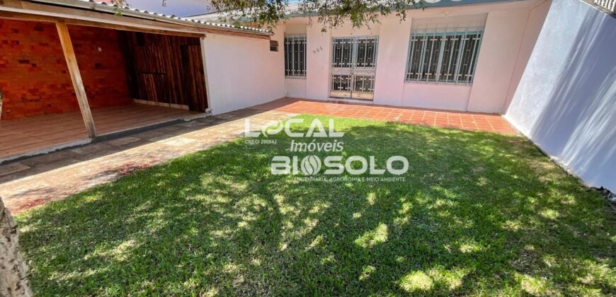 Casa residencial com Ponto Comercial no bairro Osvaldo Aranha