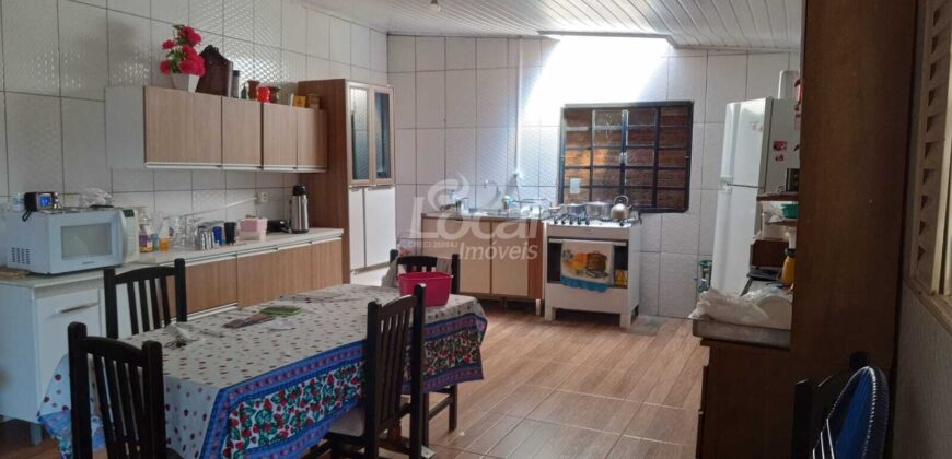 Terreno com duas Casas Bairro Penha