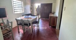 Casa com terreno no Parque Havaí