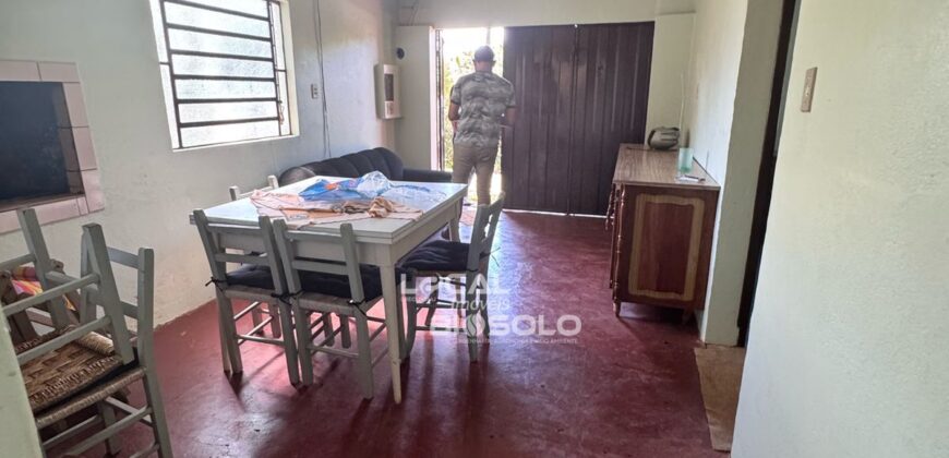 Casa com terreno no Parque Havaí