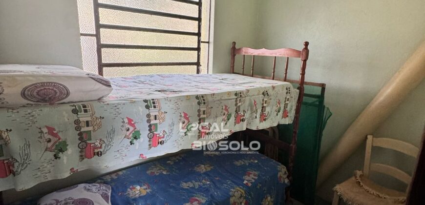 Casa com terreno no Parque Havaí
