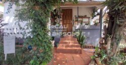 Terreno com Duas Casas