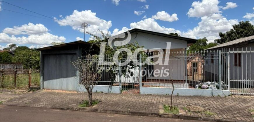 Casa em alvenaria à venda no centro