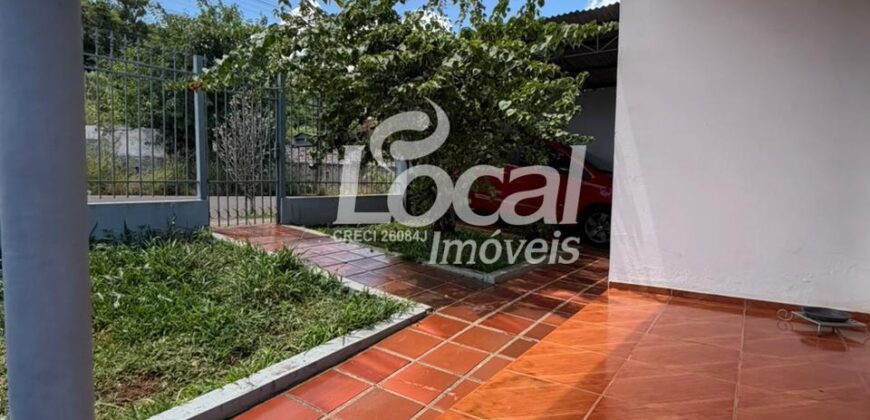 Casa em alvenaria à venda no centro