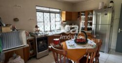 Casa em alvenaria à venda no centro