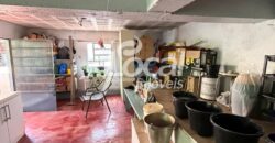 Casa em alvenaria à venda no centro