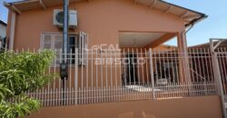 🏡✨ Casa à venda no Bairro Modelo — Espaço, conforto e localização estratégica