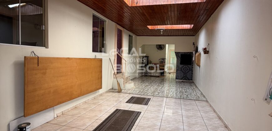 🏡✨ Casa à venda no Bairro Modelo — Espaço, conforto e localização estratégica