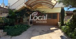 🔥 EXCELENTE OPORTUNIDADE NO BAIRRO BOA VISTA – AMPLO IMÓVEL COM CASA + APARTAMENTO! 🏡