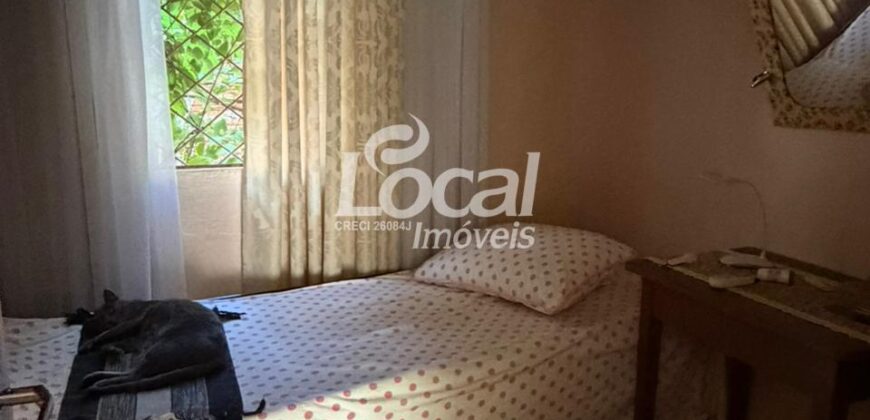 🔥 EXCELENTE OPORTUNIDADE NO BAIRRO BOA VISTA – AMPLO IMÓVEL COM CASA + APARTAMENTO! 🏡