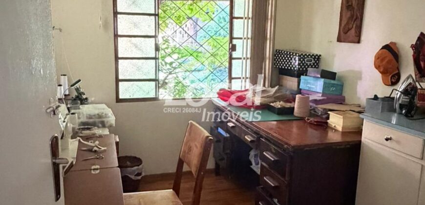 🔥 EXCELENTE OPORTUNIDADE NO BAIRRO BOA VISTA – AMPLO IMÓVEL COM CASA + APARTAMENTO! 🏡