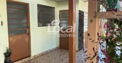 🔥 EXCELENTE OPORTUNIDADE NO BAIRRO BOA VISTA – AMPLO IMÓVEL COM CASA + APARTAMENTO! 🏡