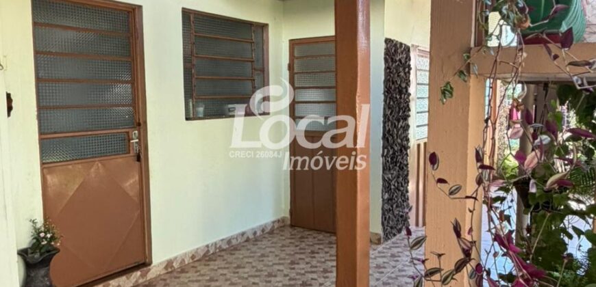 🔥 EXCELENTE OPORTUNIDADE NO BAIRRO BOA VISTA – AMPLO IMÓVEL COM CASA + APARTAMENTO! 🏡