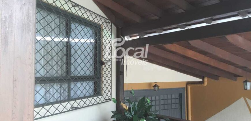 🏡 Casa ampla com piscina no Bairro Tiaraju – Ijuí